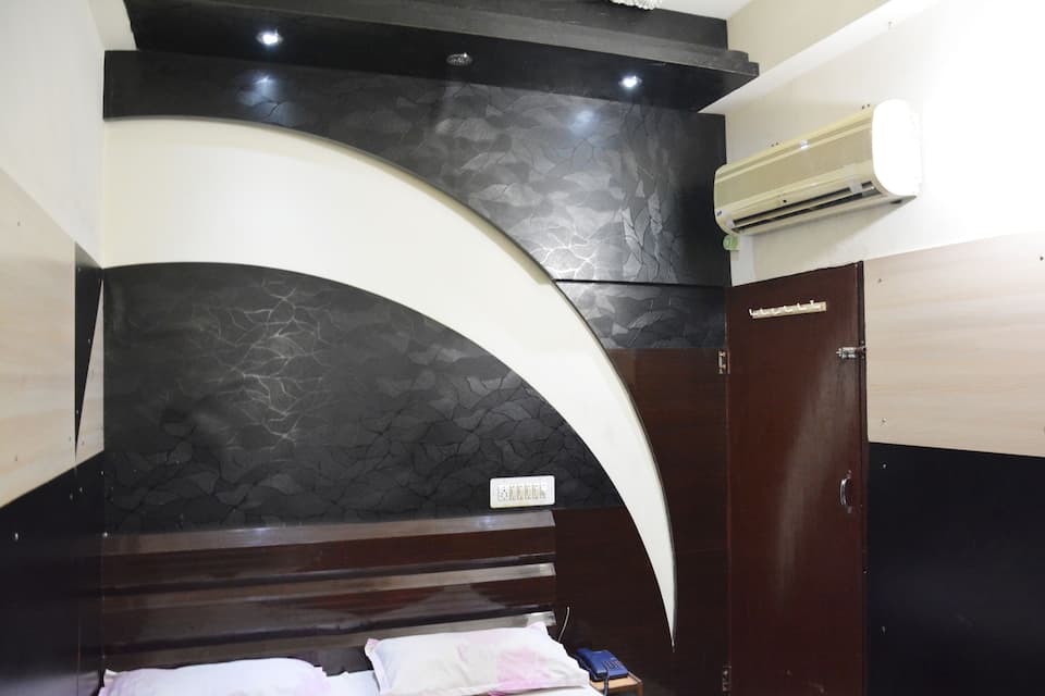 Hotel Abhineet Palace